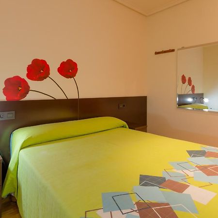 Pension Logroño Exteriör bild