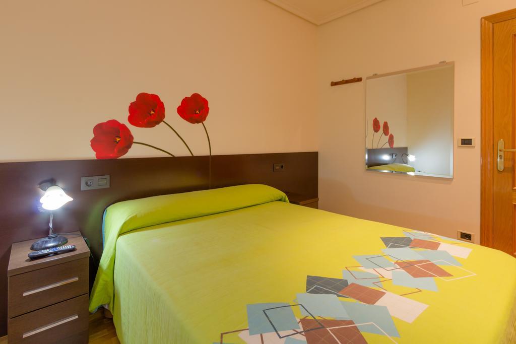 Pension Logroño Exteriör bild