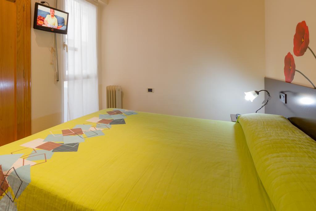 Pension Logroño Rum bild