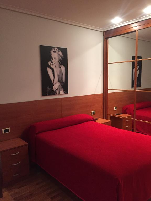 Pension Logroño Exteriör bild